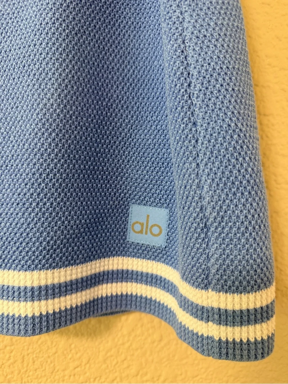 NWOT Alo Tennis Club Sweater Knit Skirt Athleisure Sporty Preppy Skort Blue M